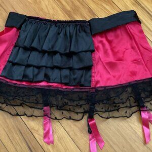 BNWOT  tags Victoria’s Secret Pretty Little Thing Hot Pink/Black Garter XS
